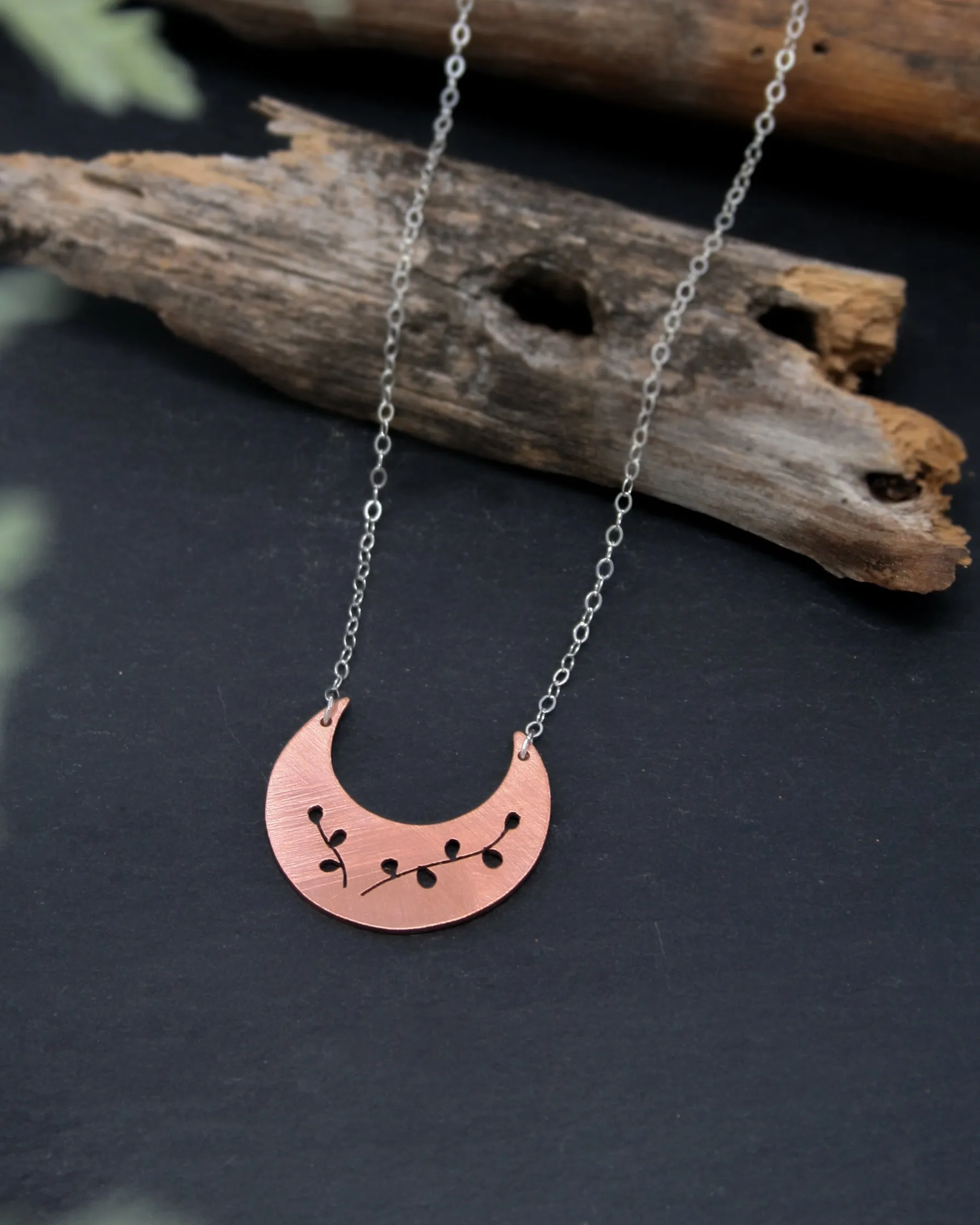 Botanical small Crescent necklace