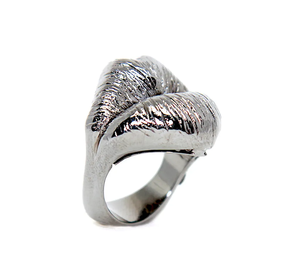 KISS RING BLACK SILVER PLATED