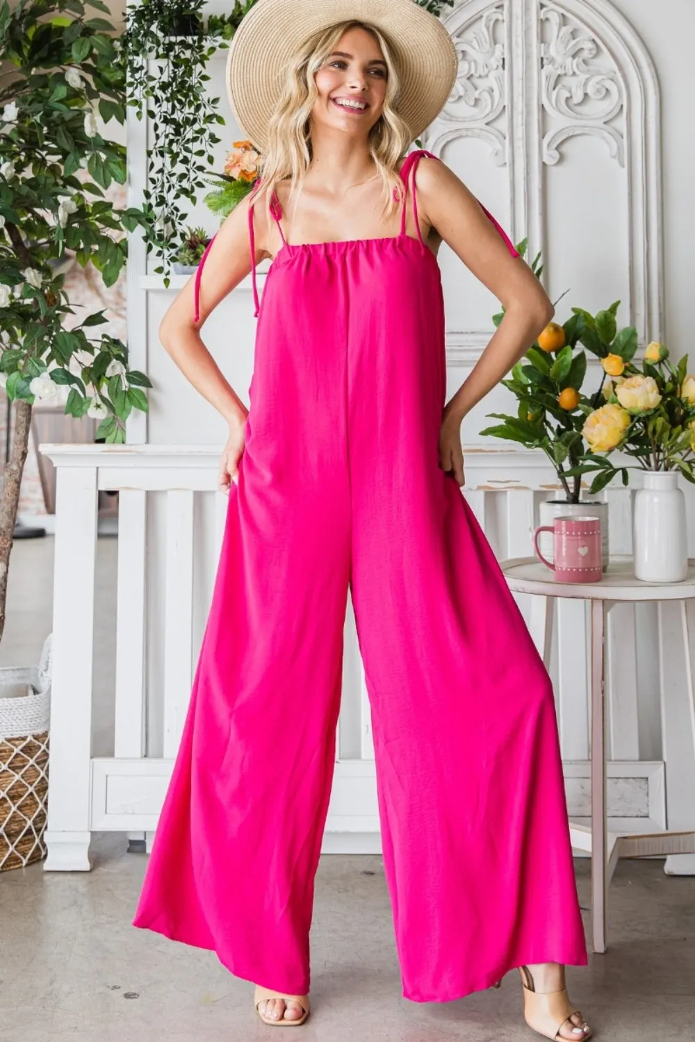 Sunset and Swim – Veveret – Jumpsuit mit Spaghettiträgern und weitem Bein und Taschen 